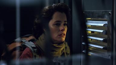 Lost in Space 1x8