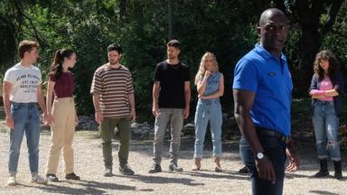Los protegidos: A.D.N. 1x2
