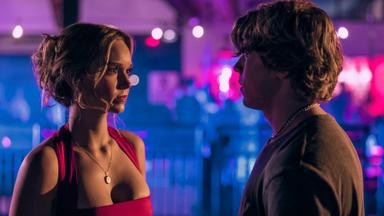 The Runarounds 1x8