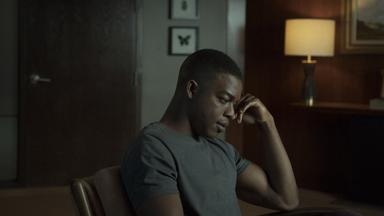 Homecoming 1x6