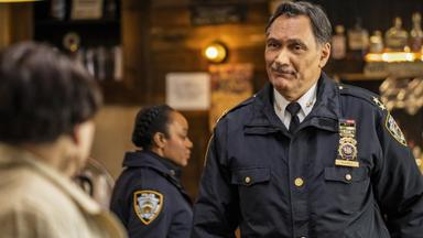 East New York 1x17