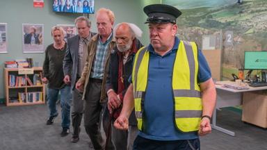 Full Monty 1x6