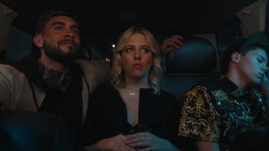 The Other Two 1x8